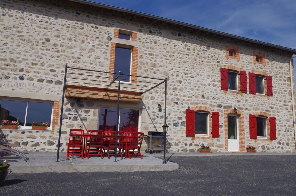 Au Nid d'hirondelles Villa Saint-Andre-de-Chalencon Kamer foto